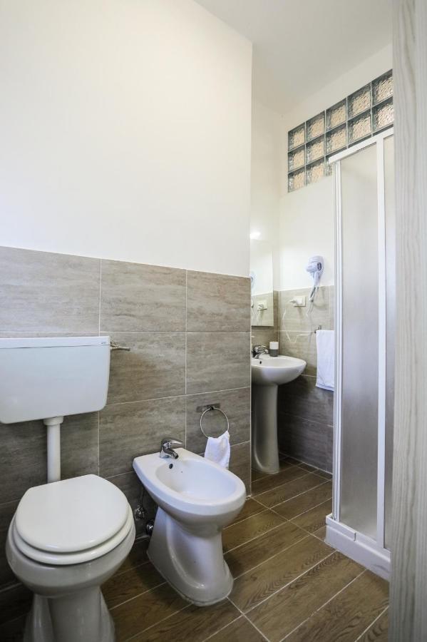 A Casa Di Fra' Bed & Breakfast ปาแลร์โม ภายนอก รูปภาพ